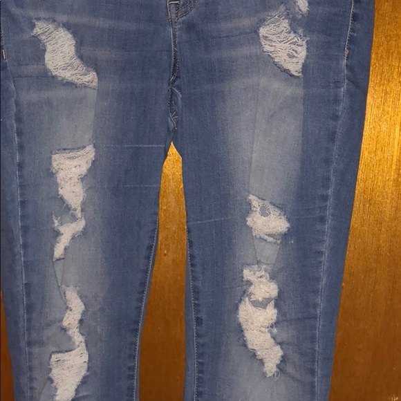 Jeans - Picture 2 of 4